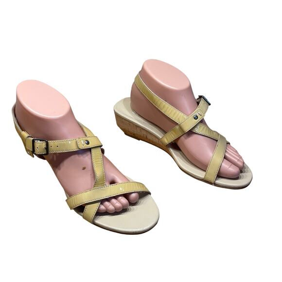 Eileen Fisher Yellow Leather Buckle Closure Espadrille Wedge Sandal Size 8 EUC - Picture 2 of 7